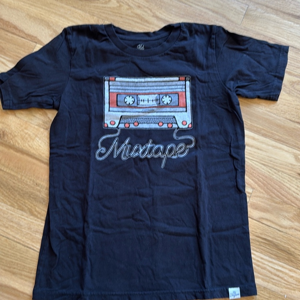 Kid Dangerous LA Graphic Tshirt - L (12/14)